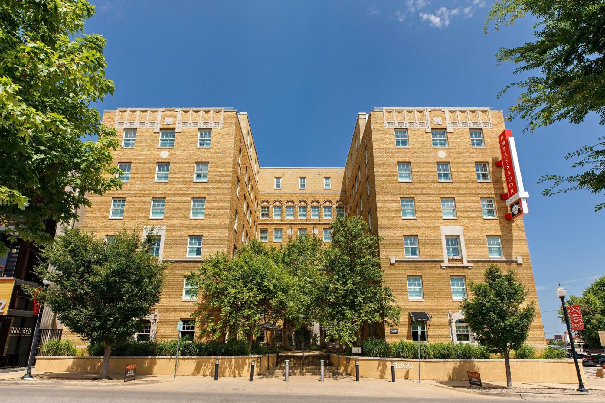 Ambassador Hotel Oklahoma City, Autograph Collection Exterior foto